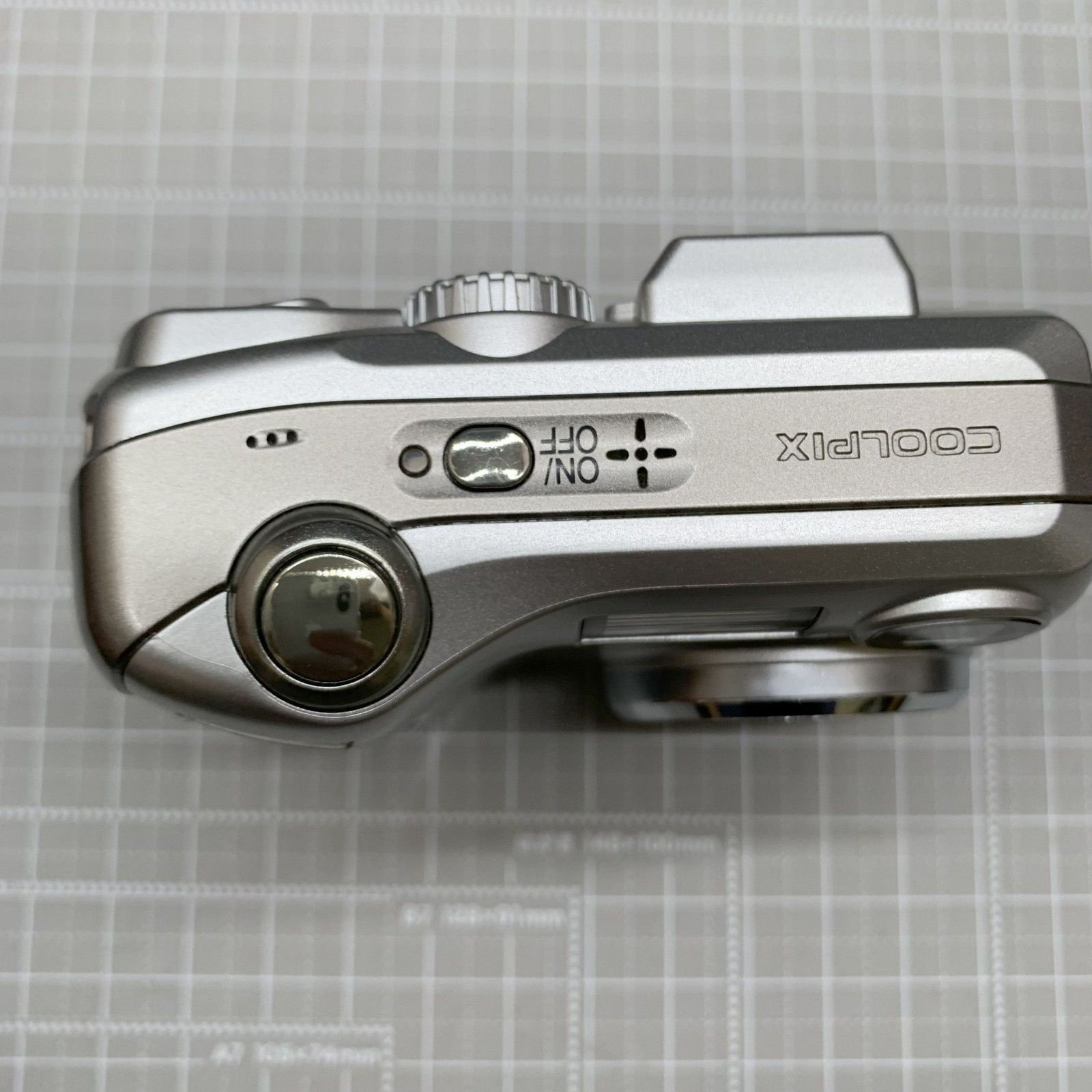 美品 人気 ニコン Nikon COOLPIX E3200 カード付 単三形電池 中古 
