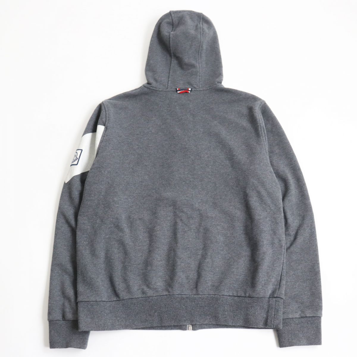 美品●モンクレール ガムブルー MAGLIA CARDIGAN ロゴワッペン ジップアップ 異素材切替 バイカラー パーカー/フーディー グレー XXL 伊製 美品○モンクレール ガムブルー MAGLIA CARDIGAN ロゴワッペン ジップ