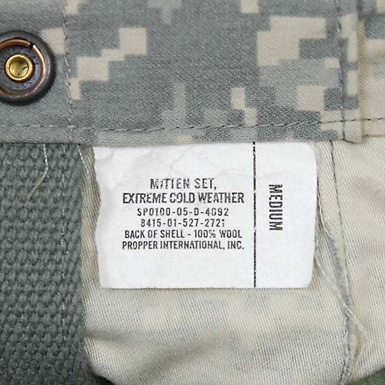 アメリカ軍 ACU デジタルカモ キルティングライナー付 極寒地用