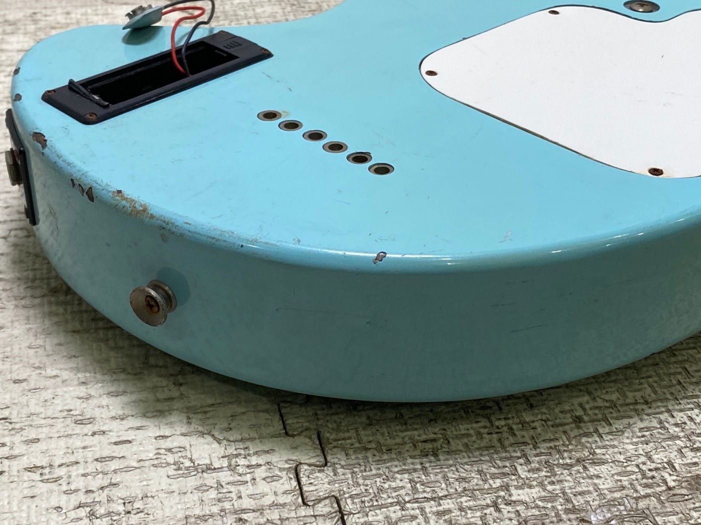 FERNANDES ZO-3 ブルー　フェルナンデス　音でます 訳あり 音出しOK fernandes ZO-3 ソニックブルー - メルカリ