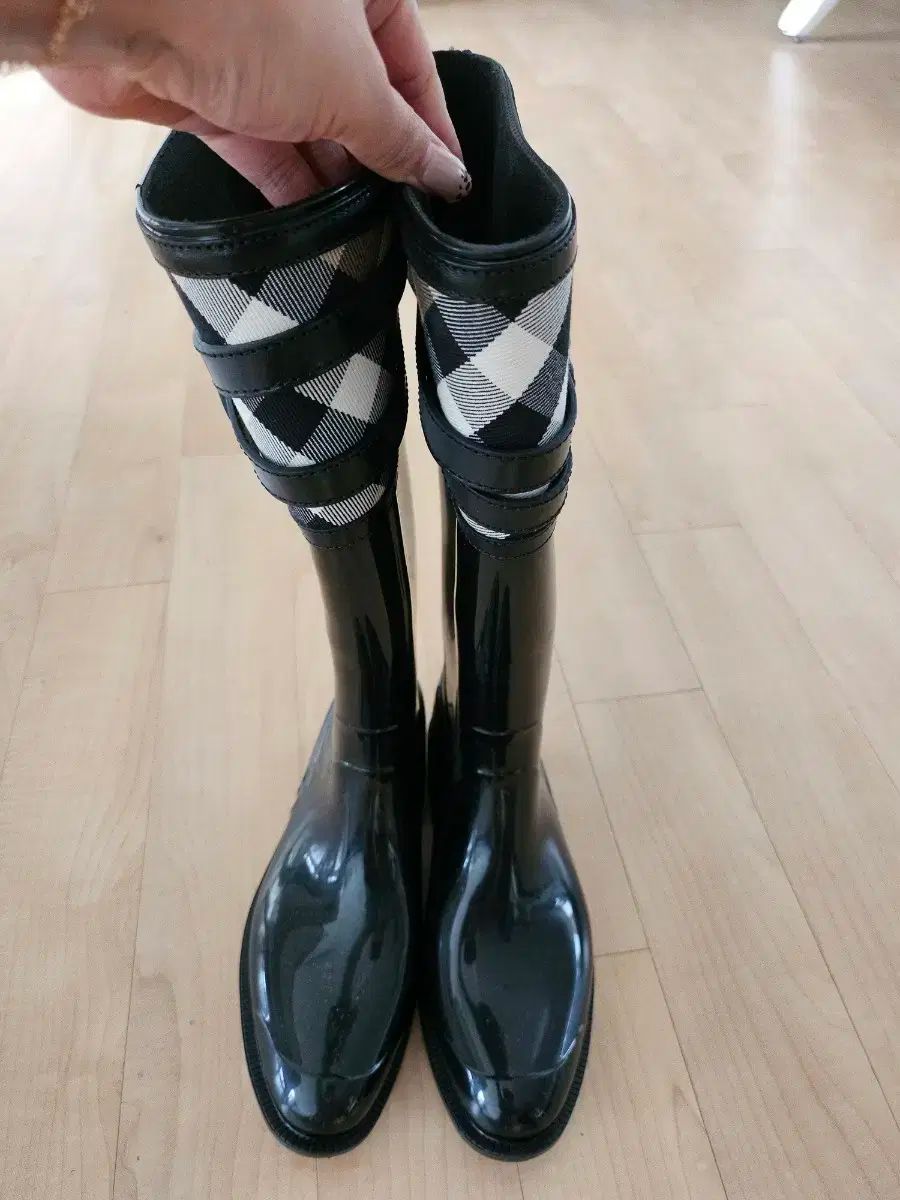 バーバリー Burberry Flinton レインブーツ サイズ36 23cm バーバリー Burberry Flinton レインブーツ サイズ36 23cm