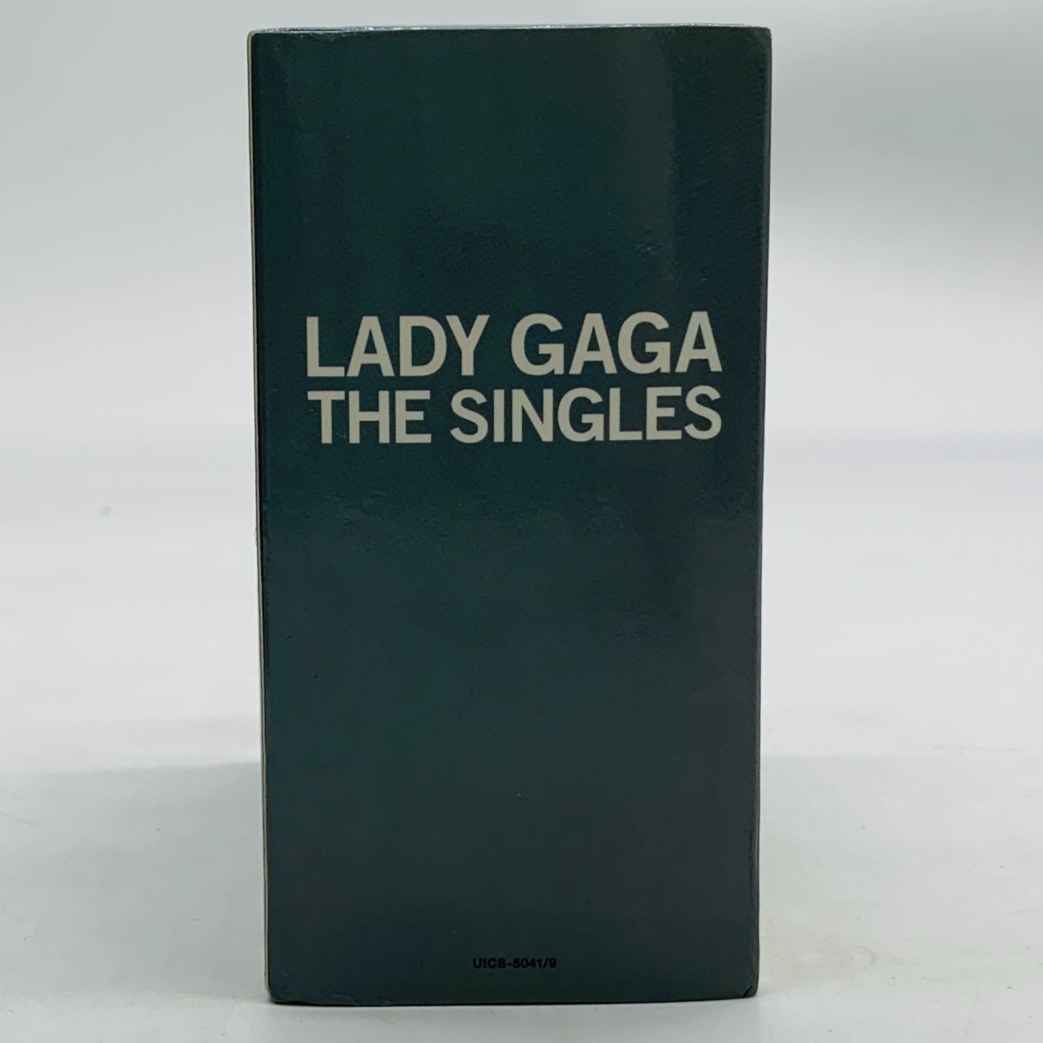 中古】【CD】【洋楽】レディー・ガガ ザ・シングルス [5000枚