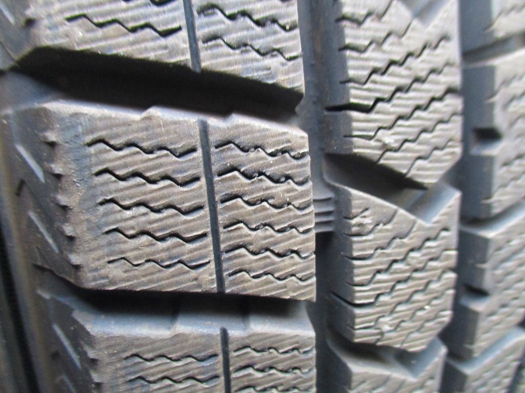 195 60R16 89Q ダンロップ WINTERMAXX WM02 スタ ッドレス 4本 T60450818 インボイス領収書発行 FFCRYSTALESIA_COM