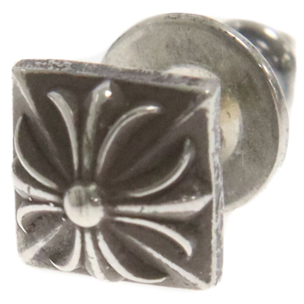 CHROME HEARTS クロムハーツ　ピラミッドスタッドシルバーピアス CHROME HEARTS クロムハーツ ピラミッドスタッドシルバーピアス 【公式