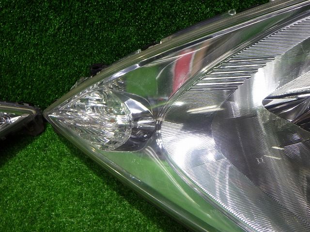 フィットシャトルハイブリッド ヘッドライト左右 HID GP2 P6869 JD バラスト付 ホンダ 251003051