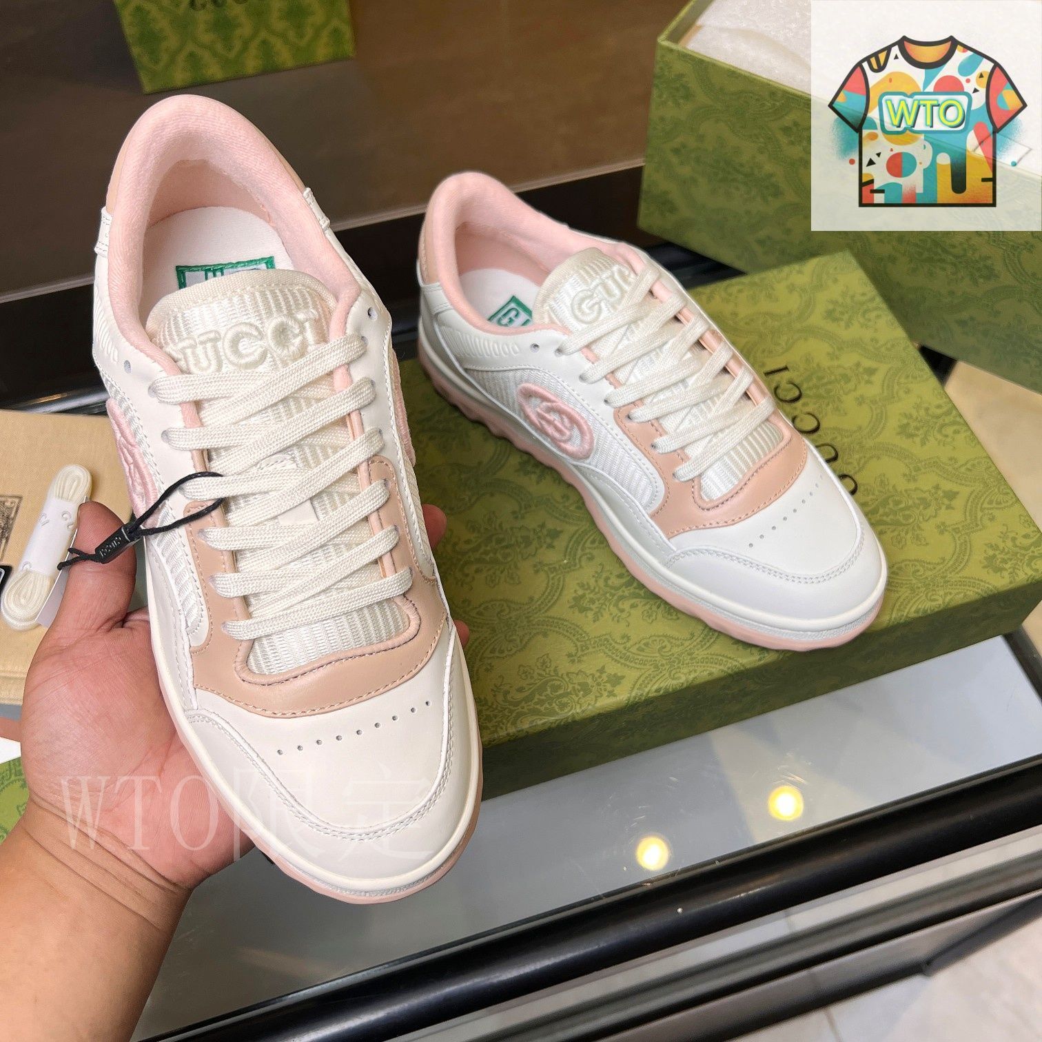 【GUCCI】MAC80 ウィメンズ スニーカー もこもこ生地 GUCCI】MAC80 ウィメンズ スニーカー もこもこ生地 (GUCCI