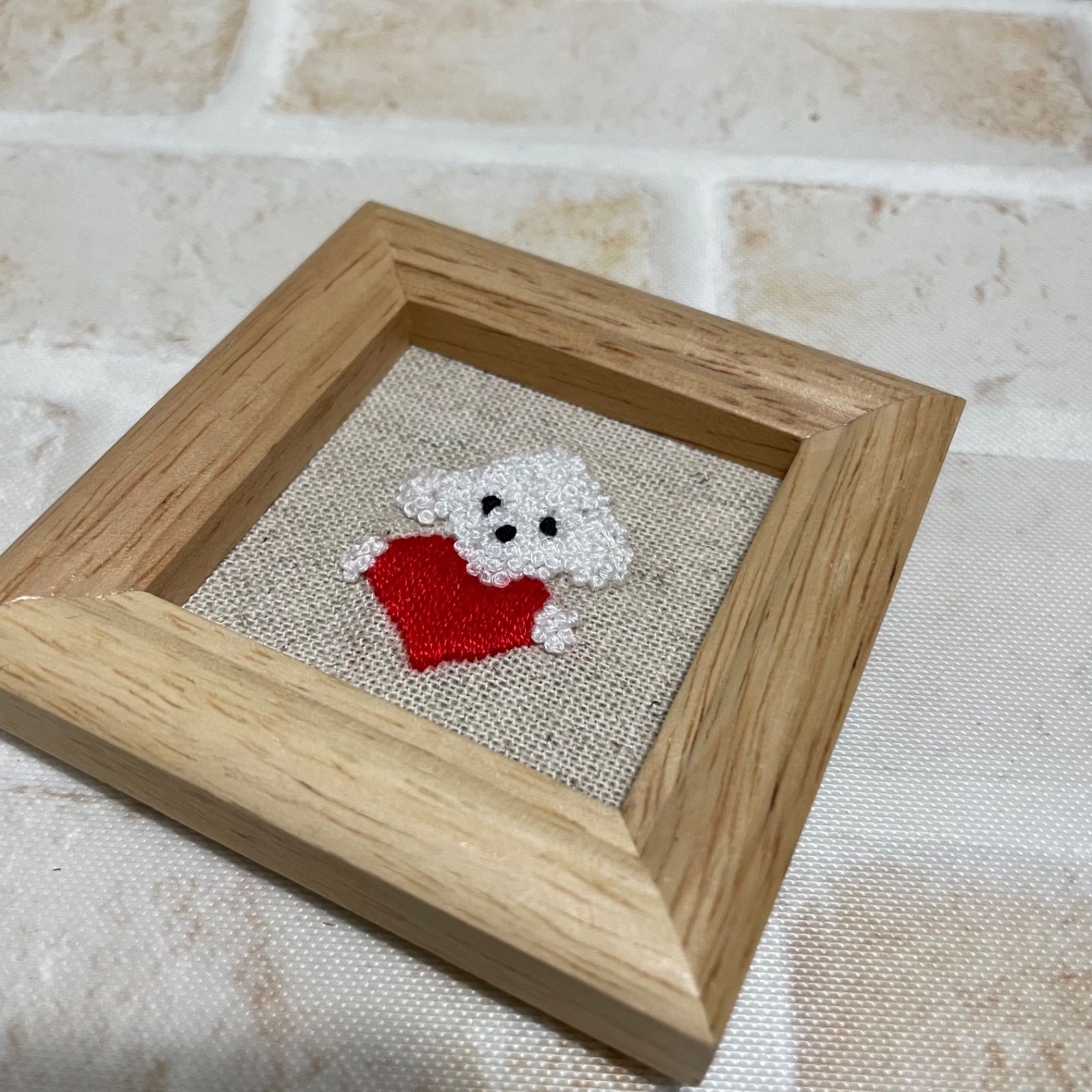 刺繍 フレーム トイプードル ハート - かめさんの刺繍屋さん - メルカリ