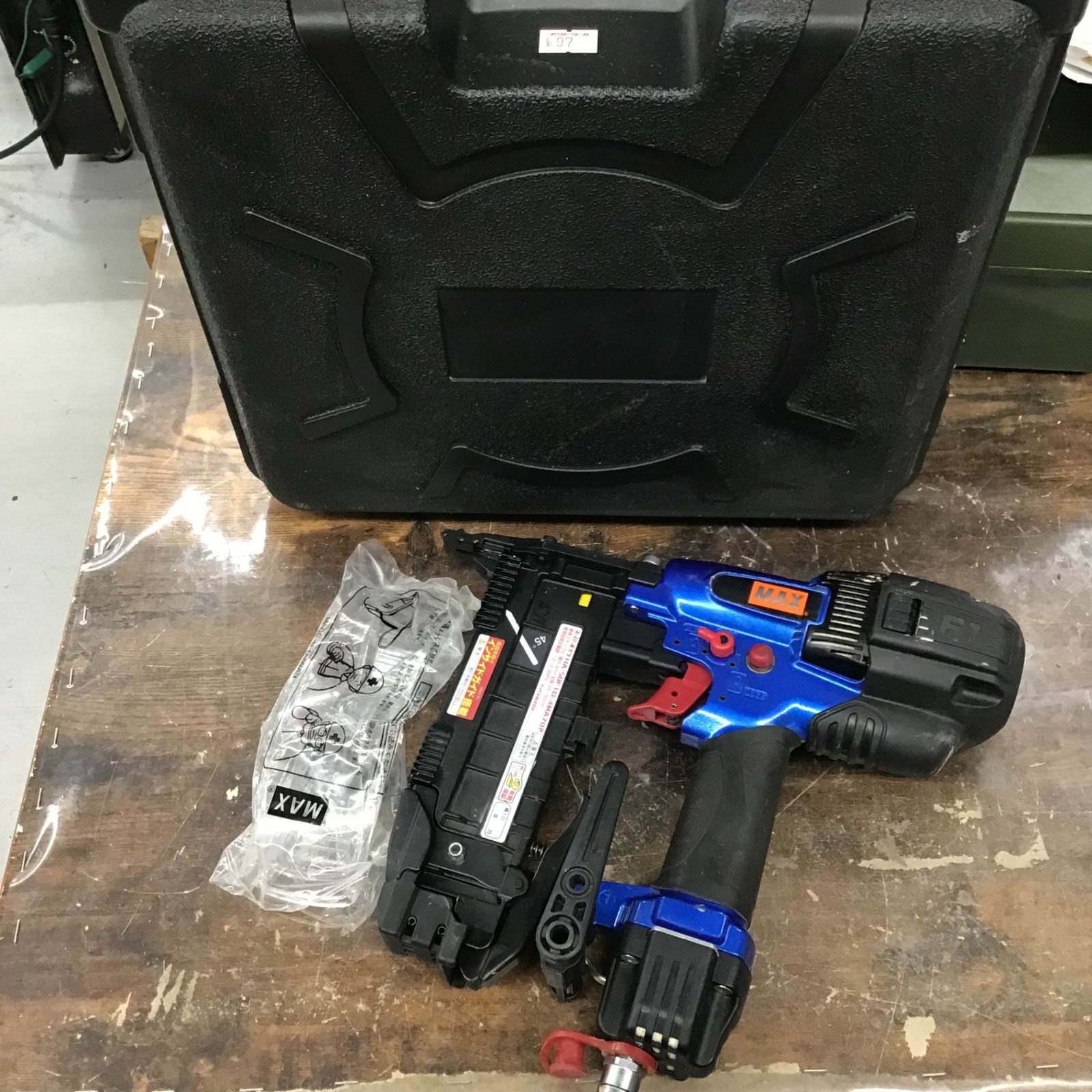 マックス MAX 高圧フロアタッカ HA-50F1 D |4MAフロア 戸田店