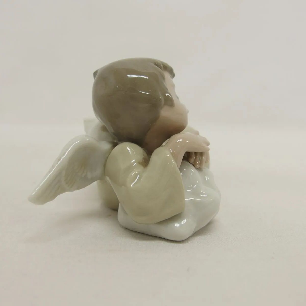 美品 LLADRO リヤドロのフィギュリン　眠っている天使 【絶版】　5728 美品 LLADRO リヤドロのフィギュリン 眠っている天使 【絶版