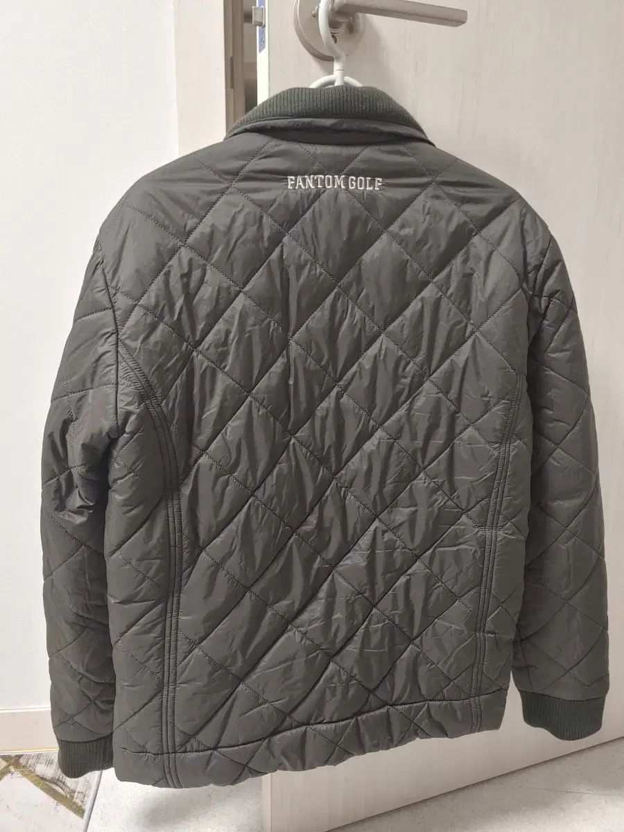 ファントム ゴルフ キルト ジャケット- 95 サイズ マンシングウェア