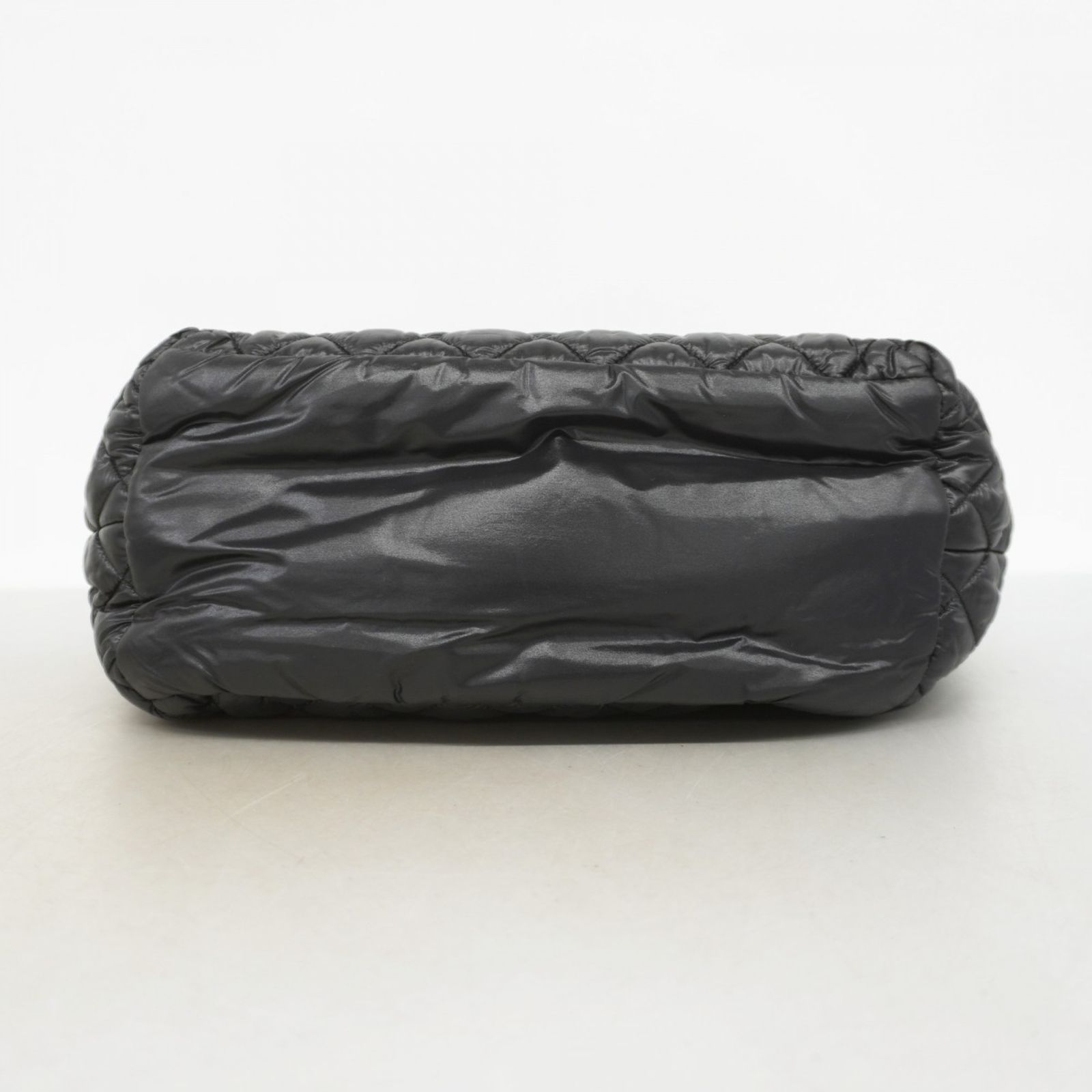 CHANEL コココクーン トートバッグ ハンドバッグ シャネル(Chanel) シャネル トートバッグ コココクーン ナイロン
