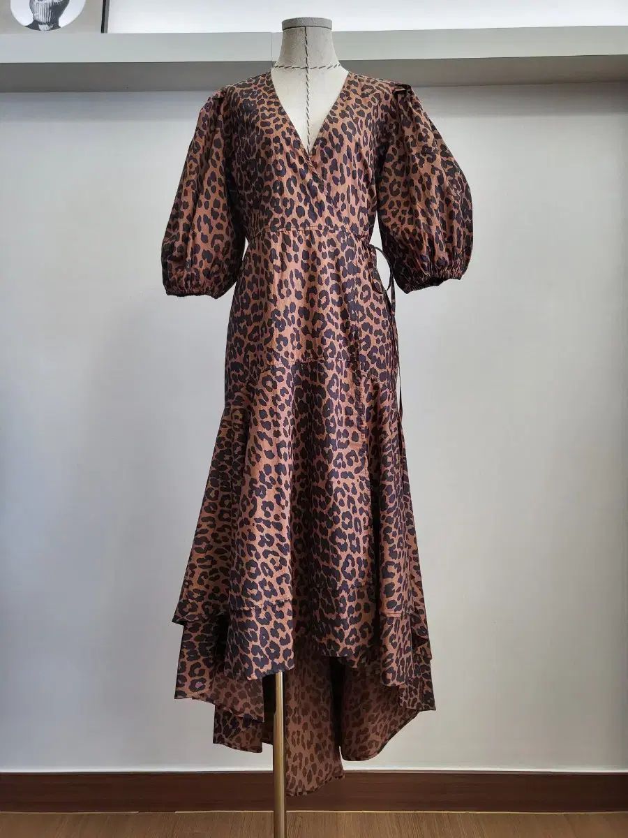 アンティークフランス 子供べべ用 フラワーアップリケ刺繍３層レース ドットケープ アンティークフランス 子供べべ用 フラワーアップリケ刺繍3層レース