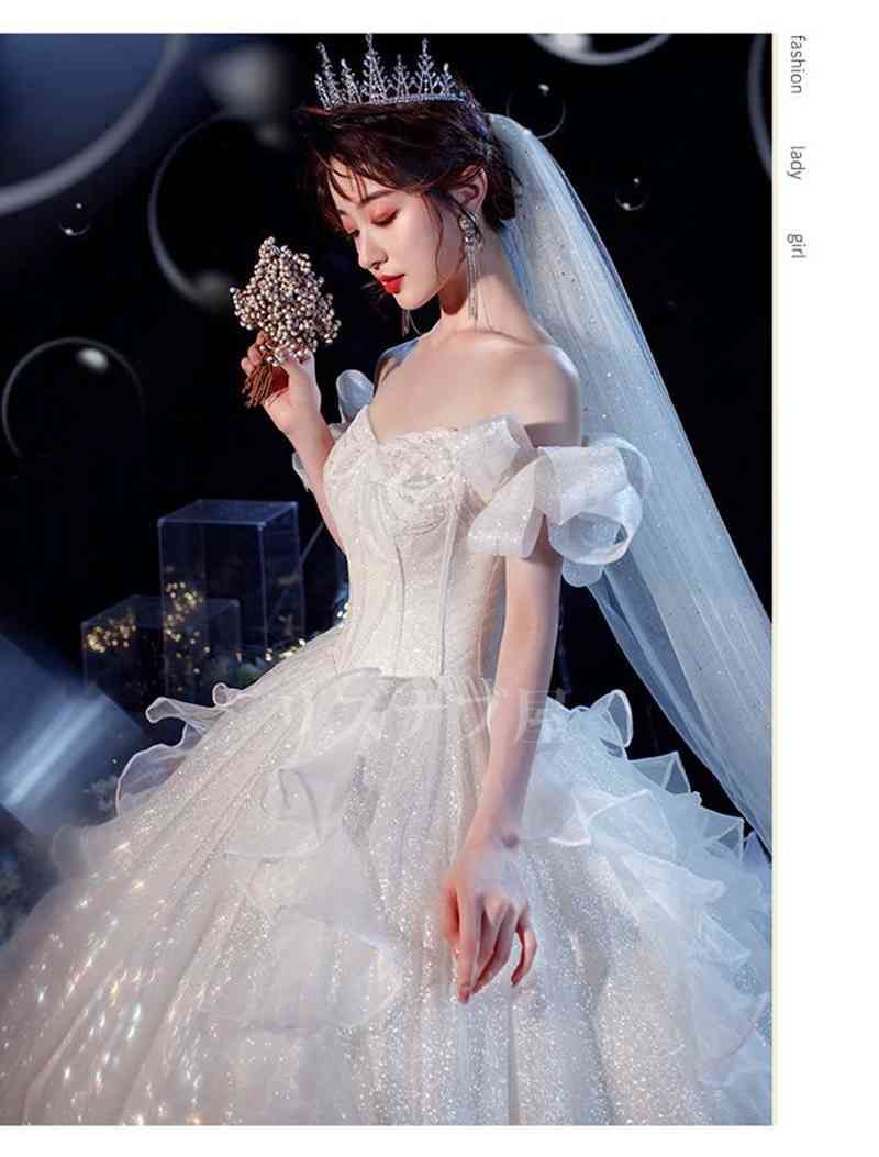 wedding dress