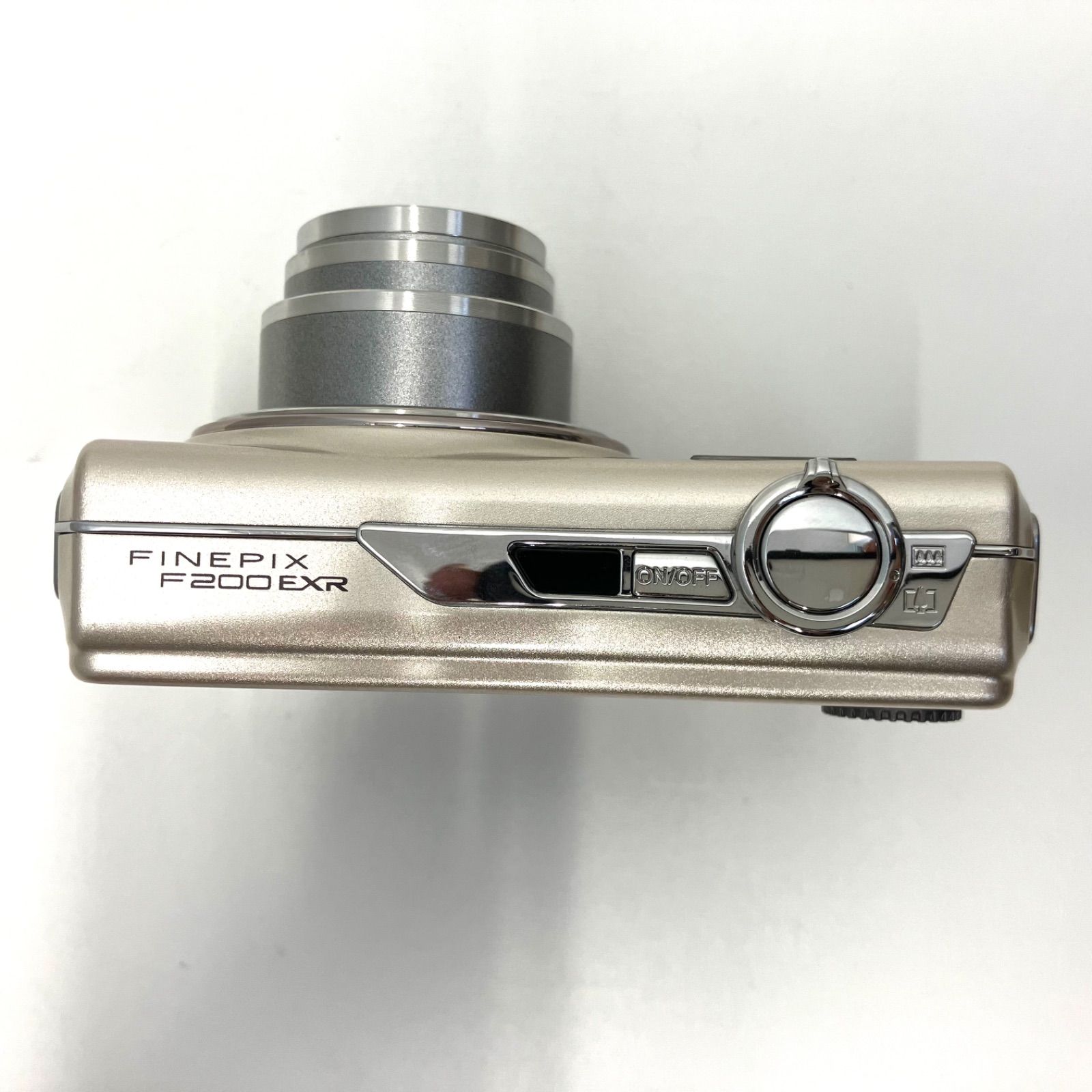F200EXR
