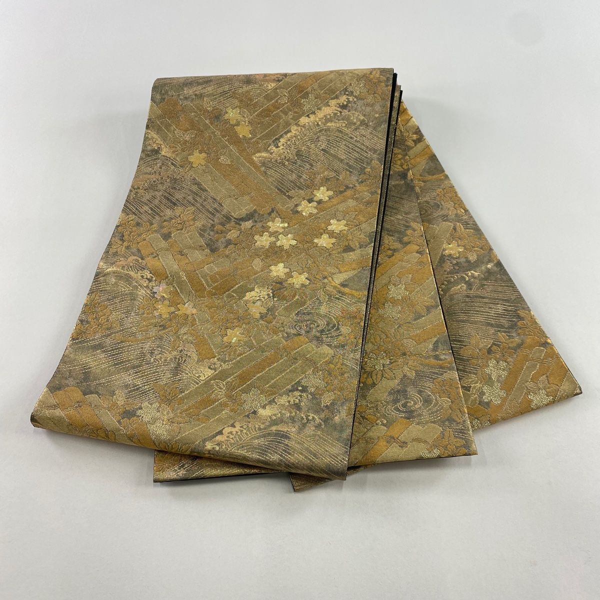No.2580 正絹花筏金糸箔袋帯 No.2580 正絹花筏金糸箔袋帯 - メルカリ