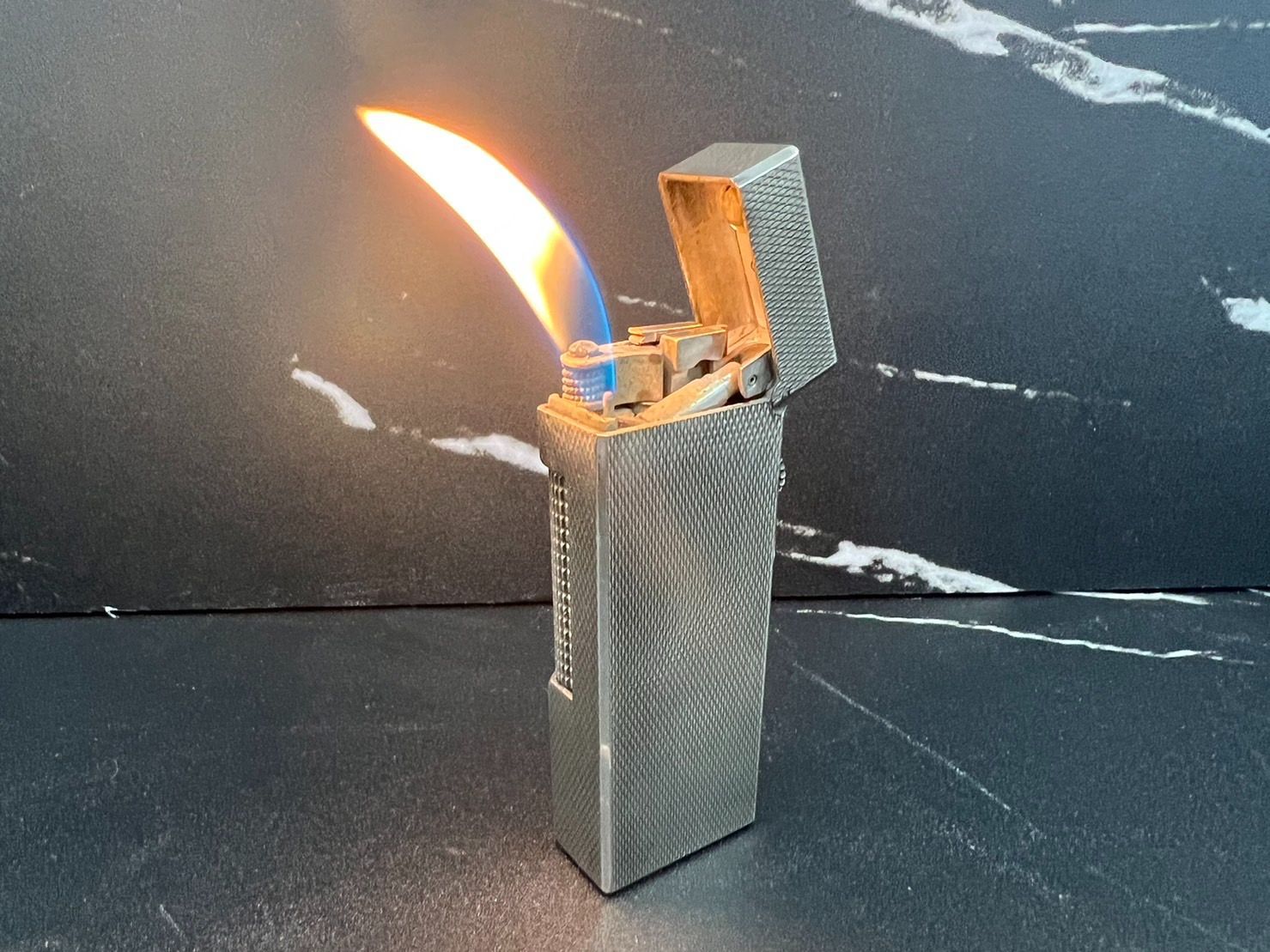 dunhill ダンヒル ローラーガスライター シルバー 箱 - メルカリ