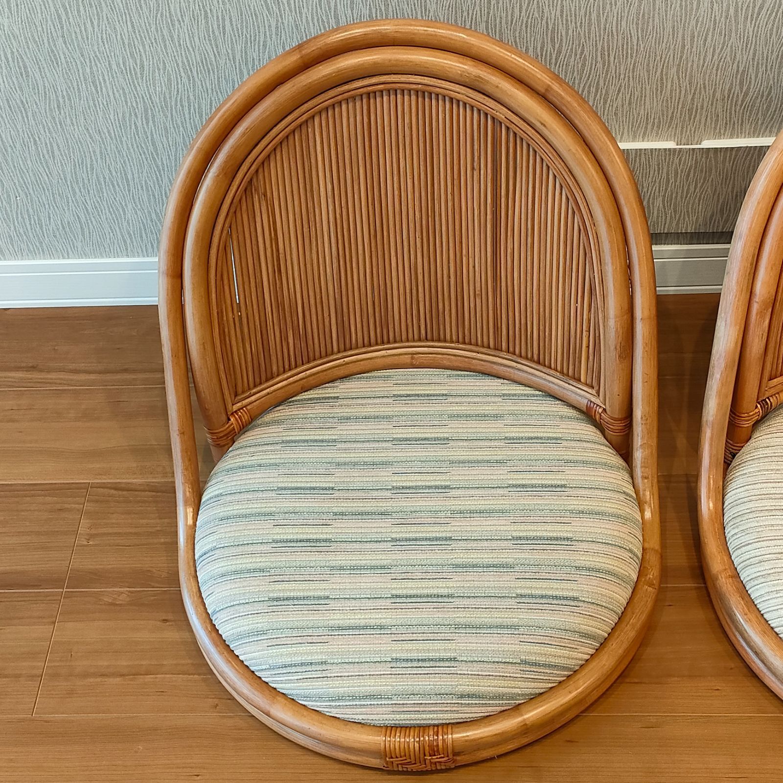 クッション付き