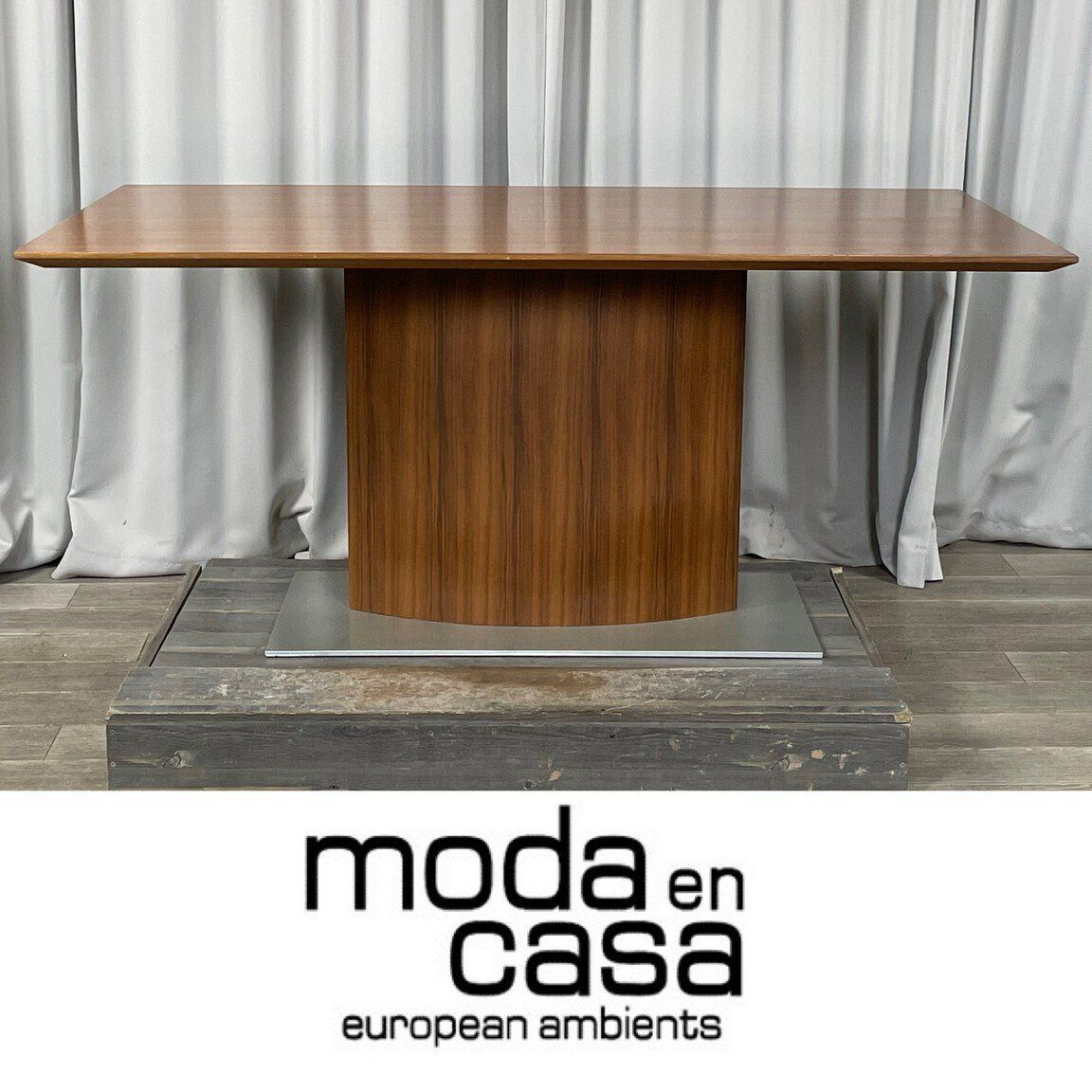 GT43 モーダエンカーサ ウォールナット ダイニング テーブル /T6 GT43 モーダエンカーサ ウォールナット ダイニング テーブル / モダン