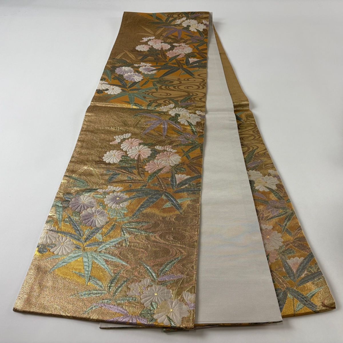 袋帯 美品 秀品 薬玉 菊 箔 金銀糸 墨色 六通 正絹 【中古