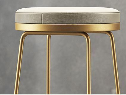 ファッションなハイスツール ゴールド