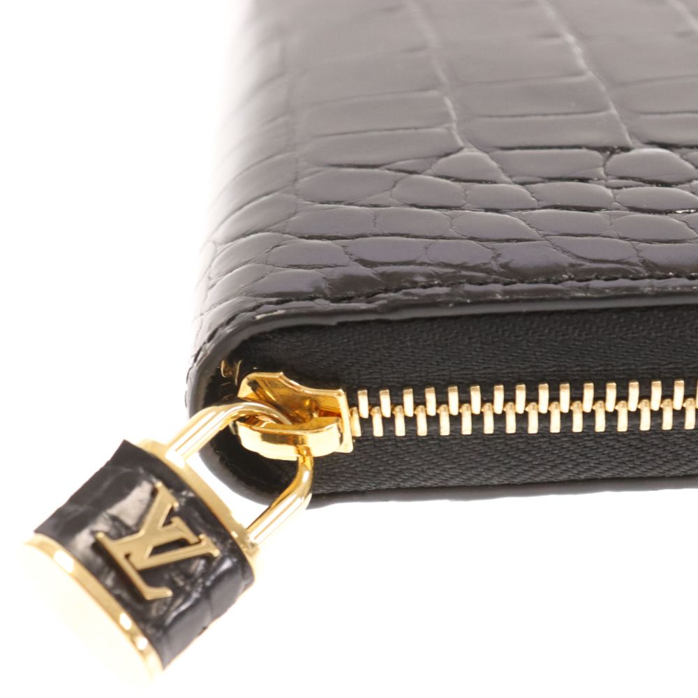 LOUIS VUITTON (ルイヴィトン) ジッピーウォレット エキゾチックレザー