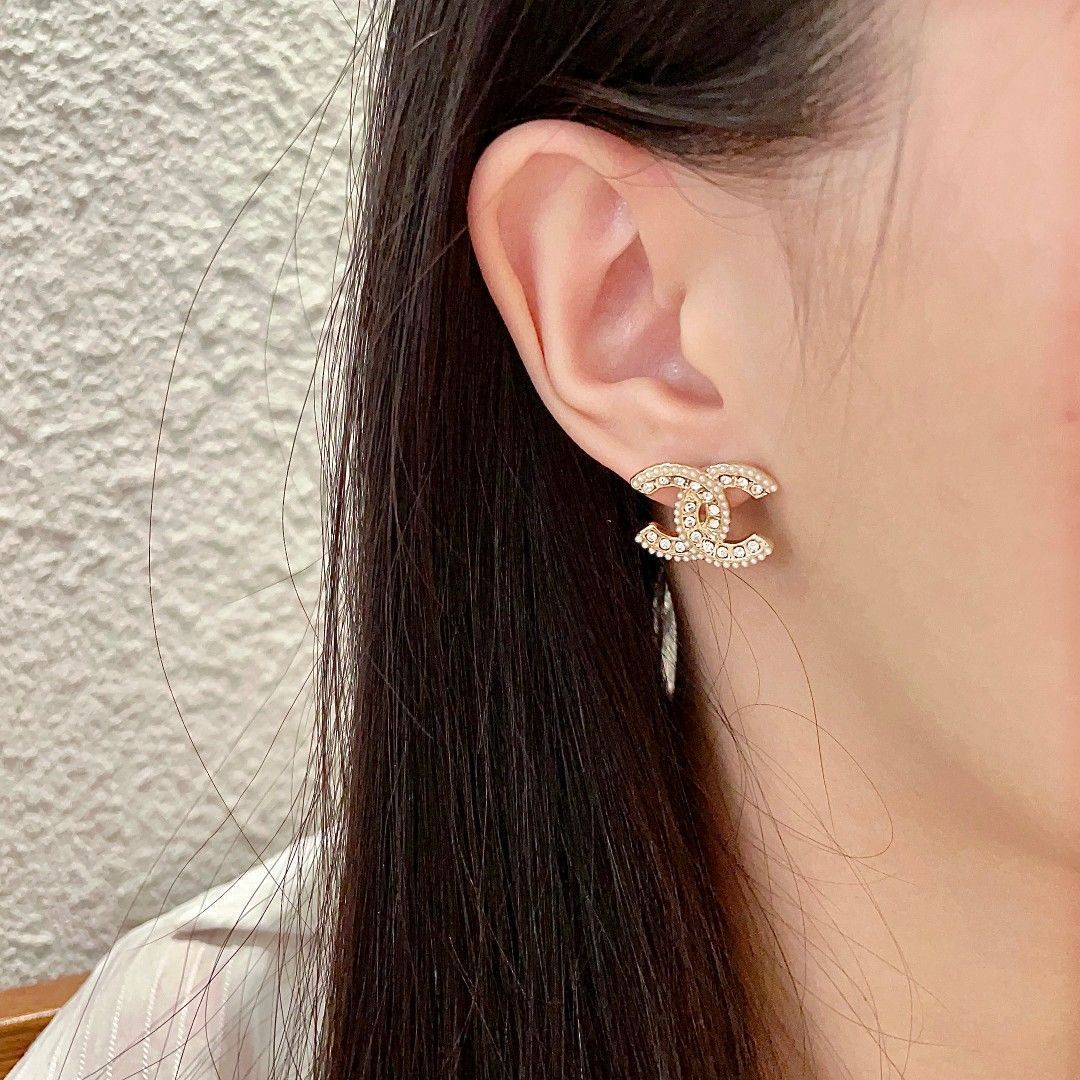 CHANELビンテージピアス。ロゴ付きピンクピアス送料込み シャネルピアス ココマーク ピンク AB0706 A19C[AB0706 Y02018