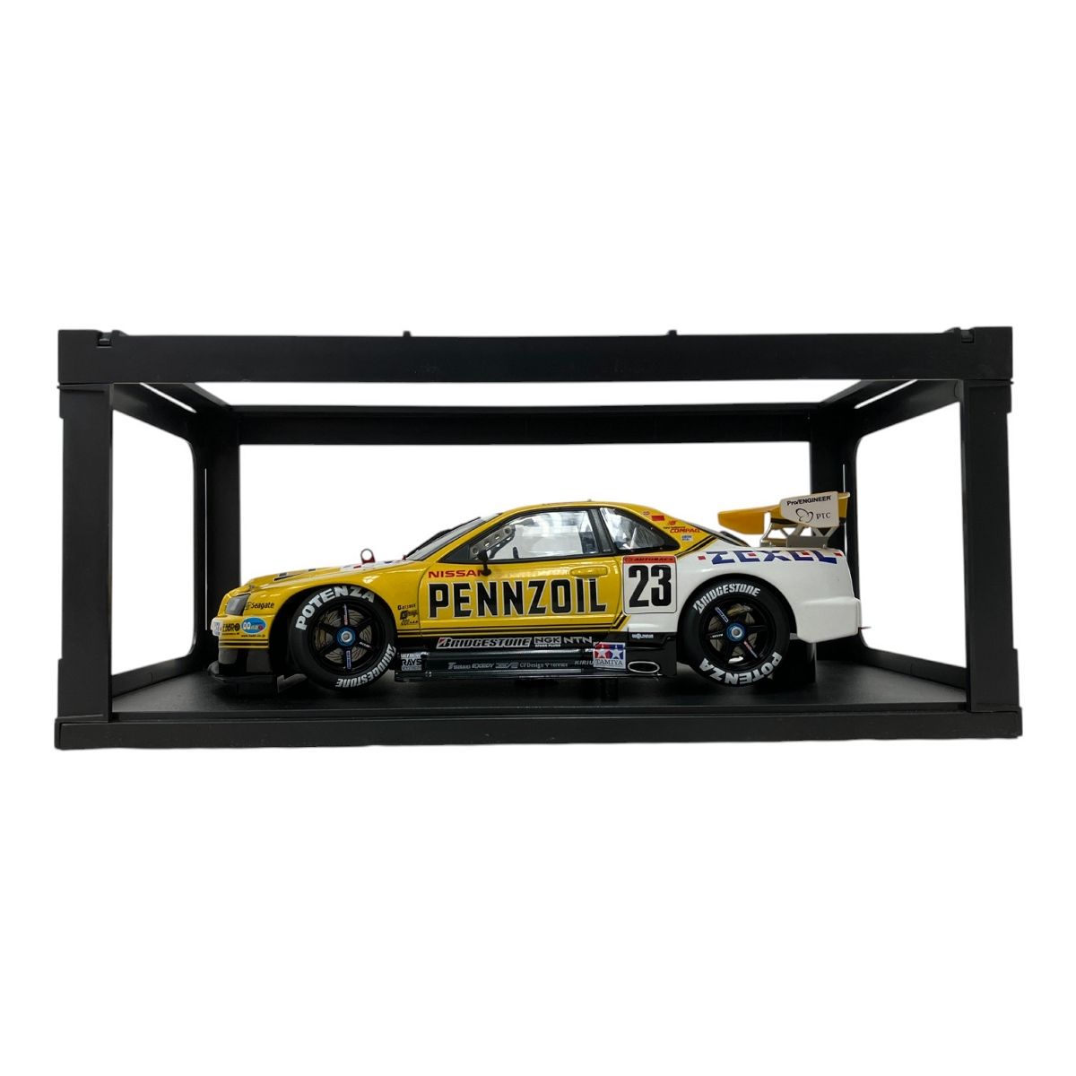 AUTOart 1/18 JGTC 2001 #23 PENNZOIL NISMO R34 GT-R Yellow w