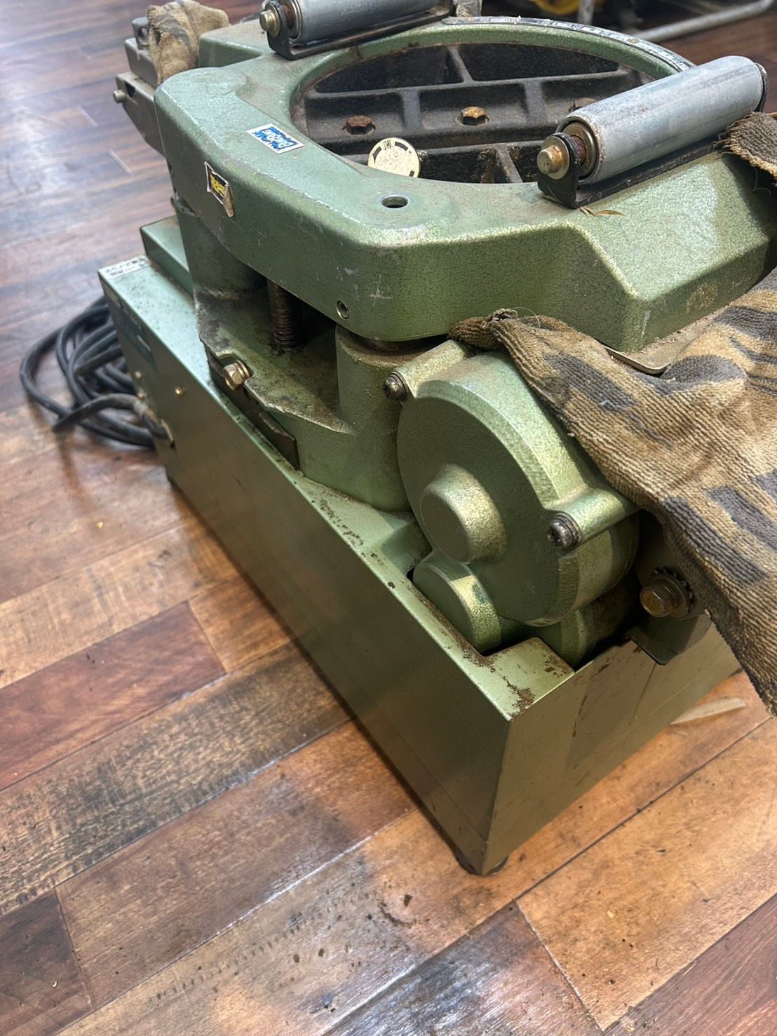 PF60F2 日立自動カンナ 中古品 日立自動カンナPF６０F２ 中古の日立 180mm 超仕上かんな盤 PF60F