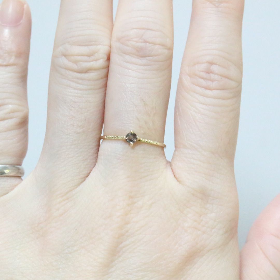 素敵クールなローズカットのソルトアンドペッパーダイヤモンドK10ゴールドリング 個性派ダイヤモンド♦︎素敵クールなローズカットのソルトアンド