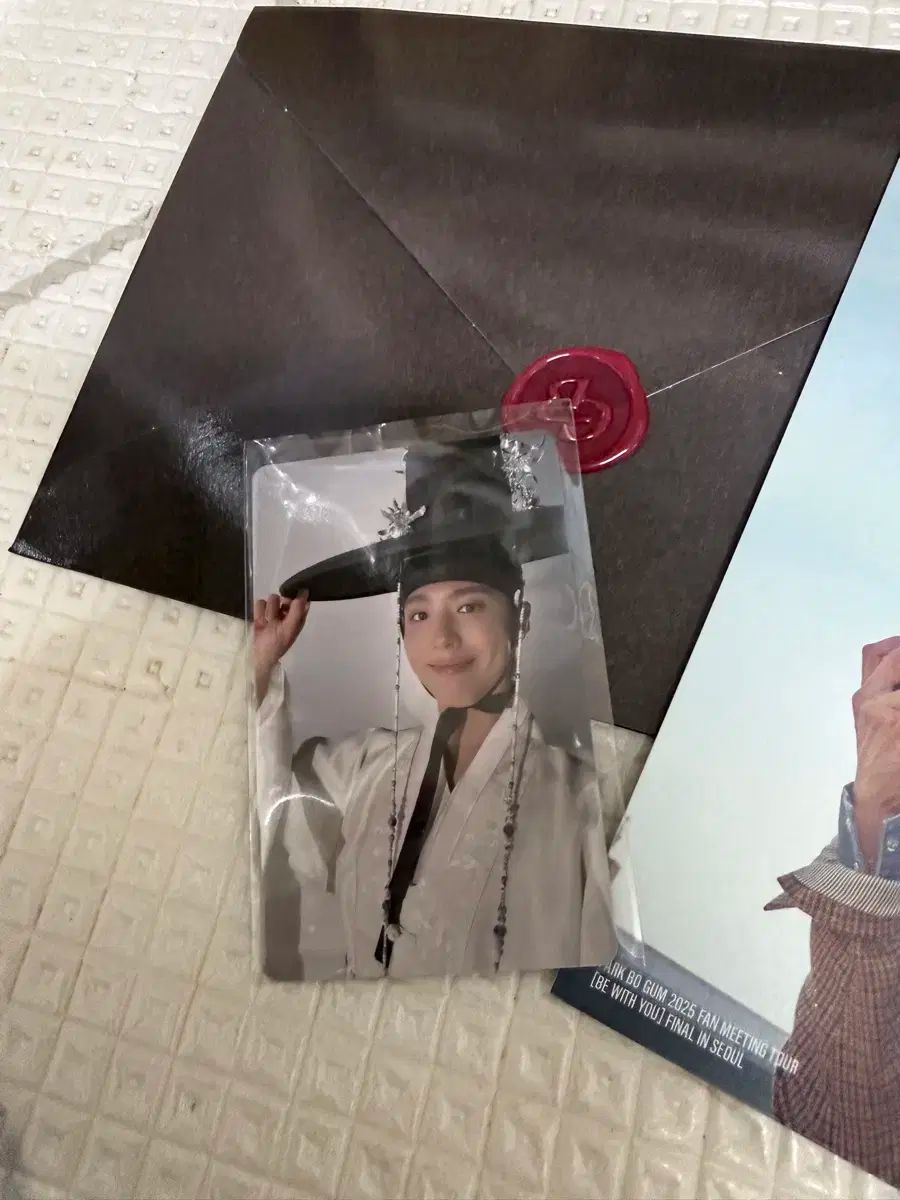 パク ポゴム PARK BOGUM コンサート WITH U 2025 ファンコン ペンコン ファンミーティング 入場 キーキット グッズ