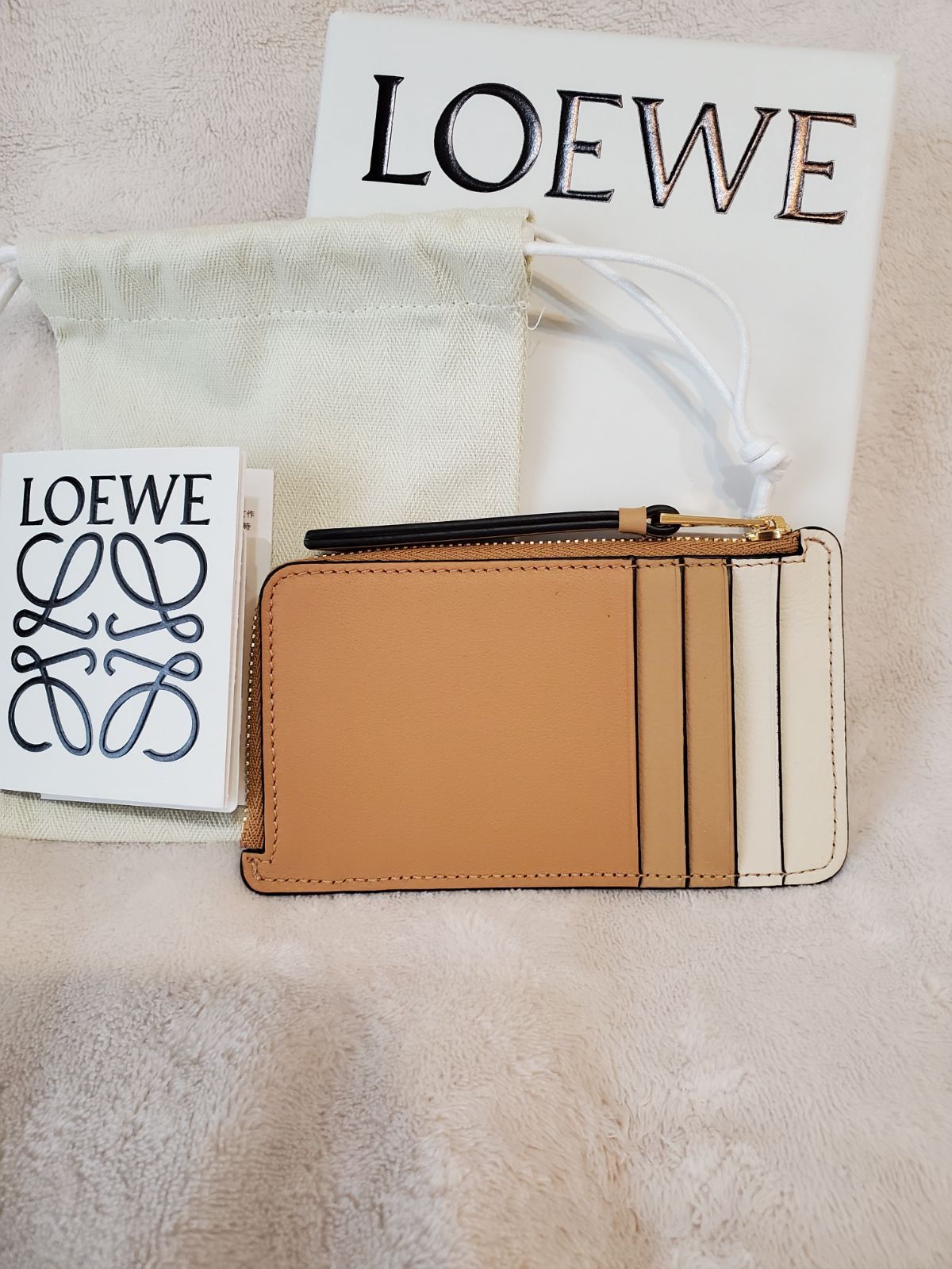 人気の福袋 価格は安く 新品、未使用 新作☆Loewe ロエベ パズル