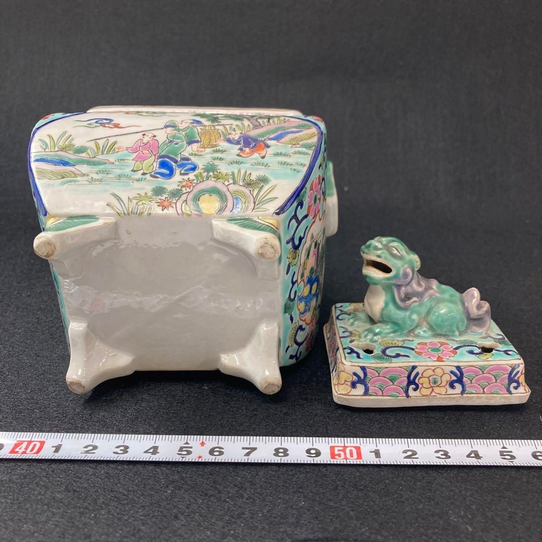 粉彩　獅子つまみ香炉　木箱付　高さ14.5㎝　本Y5-0524☆1Fトヒコカ 粉彩 獅子つまみ香炉 木箱付 高さ14.5㎝ 本Y5-0524☆1Fトヒコカ