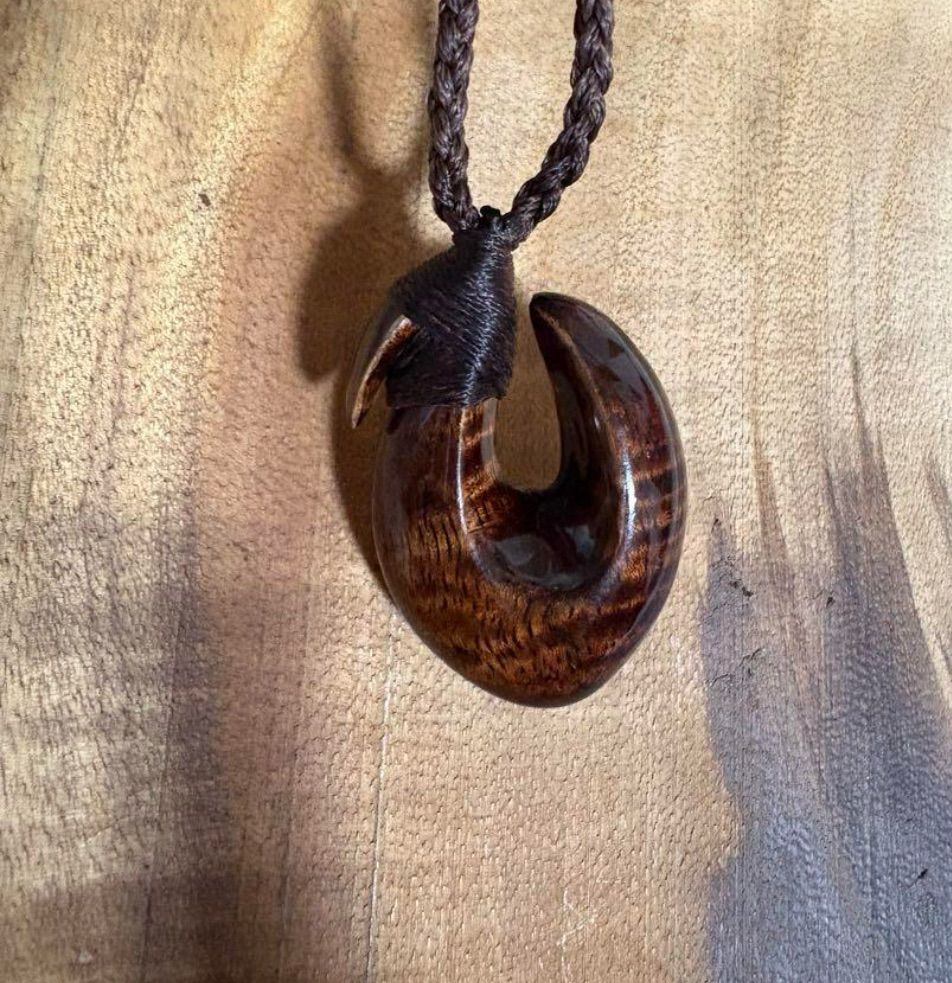 ボーンカービングネックレス hksw3