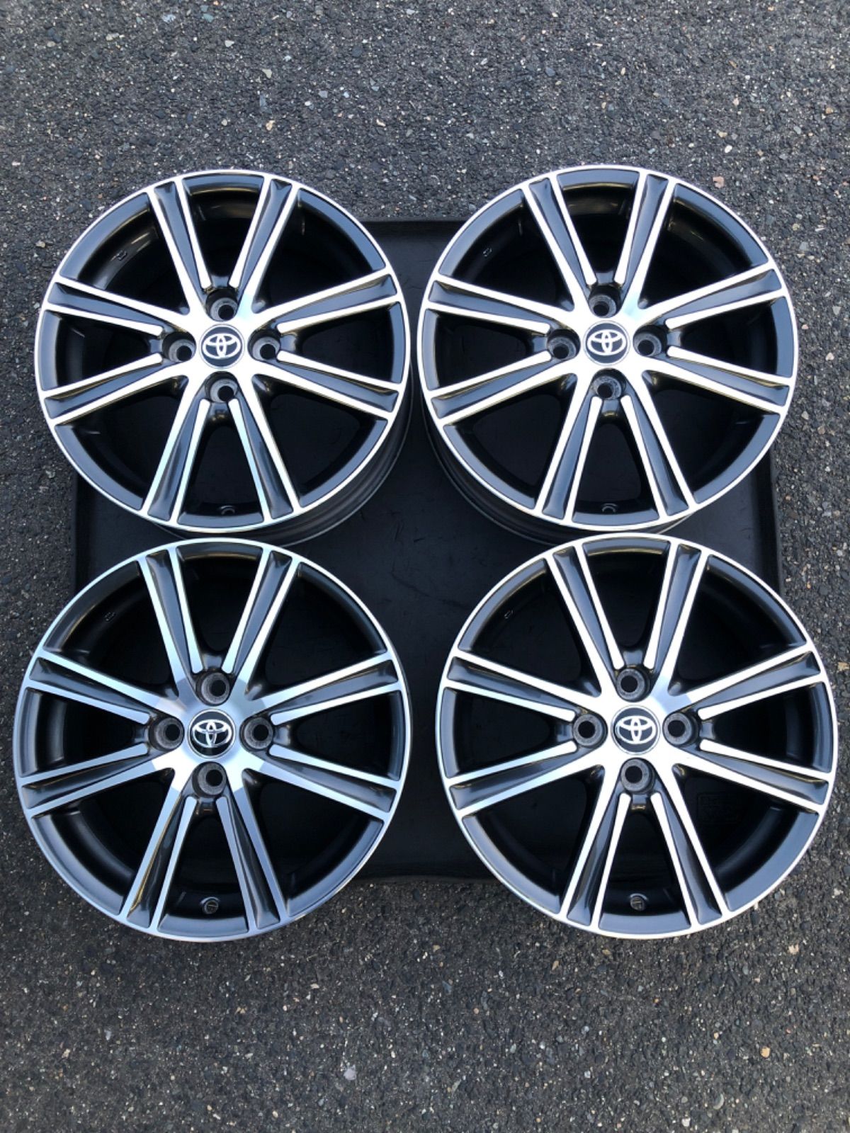 トヨタ カローラフィールダー 純正 アルミホイール 16インチ