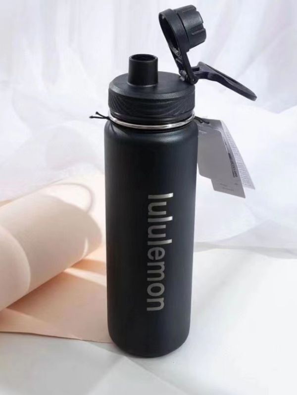 lululemon ルルレモン 水筒 タンブラー ロゴボトル 保冷 大容量 710ml back to life sport 食器 スポーツ 直飲み  - メルカリ