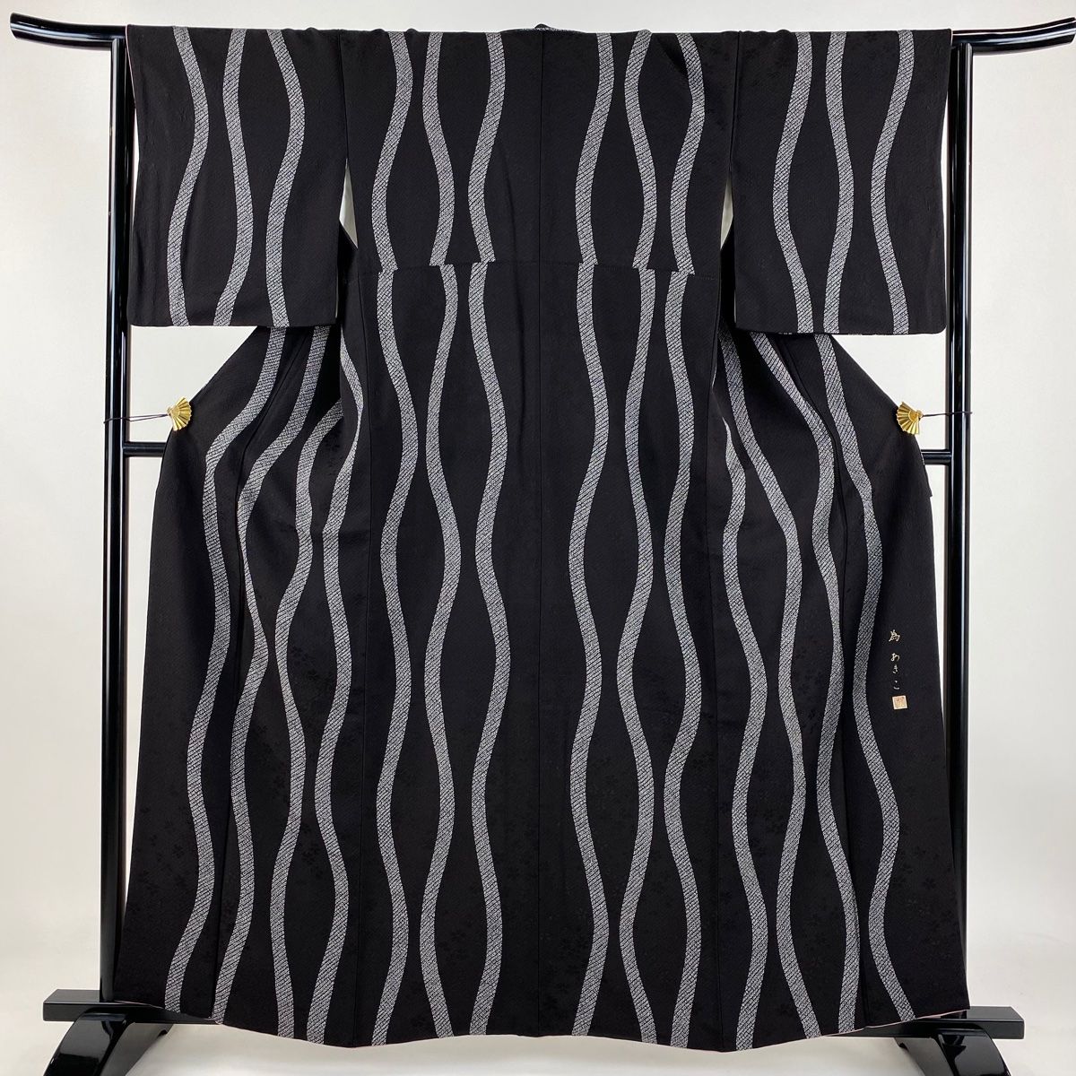 小紋 身丈160cm 裄丈64.5cm M 袷 落款 疋田柄 立涌 墨色 正絹 秀品