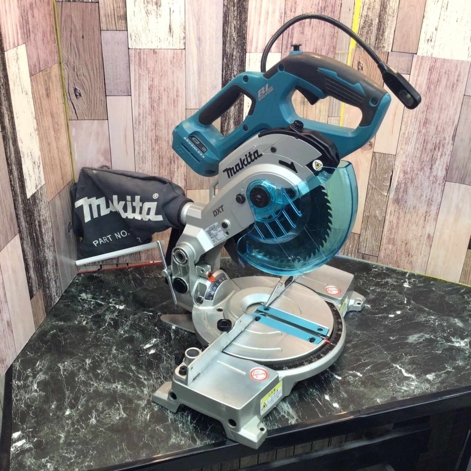 マキタ(makita) コードレス卓上マルノコ LS600DZ【八潮店】
