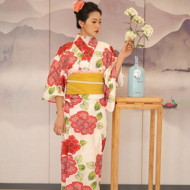 向日葵や牡丹の浴衣　両面染　半幅帯もセットで　花火大会夏祭り七夕　手縫い 牡丹柄 二部式 浴衣 3点セット 浴衣帯セット 花見 花火大会 夏