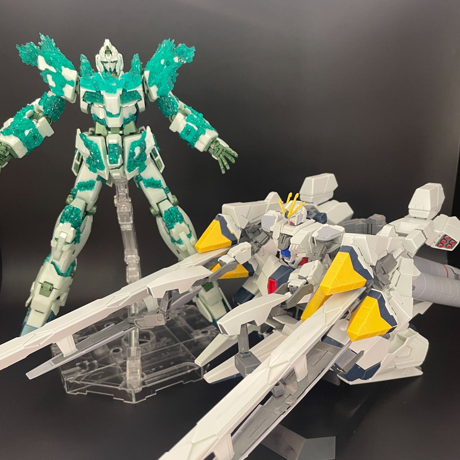 ガンプラ HGUC 1/144ジャンクまとめ 組立完成品 バンダイ BANDAI ガンプラ HGUC 1/144ジャンクまとめ 組立完成品 バンダイ BANDAI