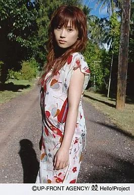 中古】生写真(ハロプロ) モーニング娘。/安倍なつみ/膝上・衣装白赤