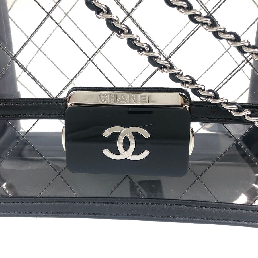 CHANEL マトラッセ　ビニール　ショルダーバッグ シャネル マトラッセ ビニール チェーンショルダーバッグ