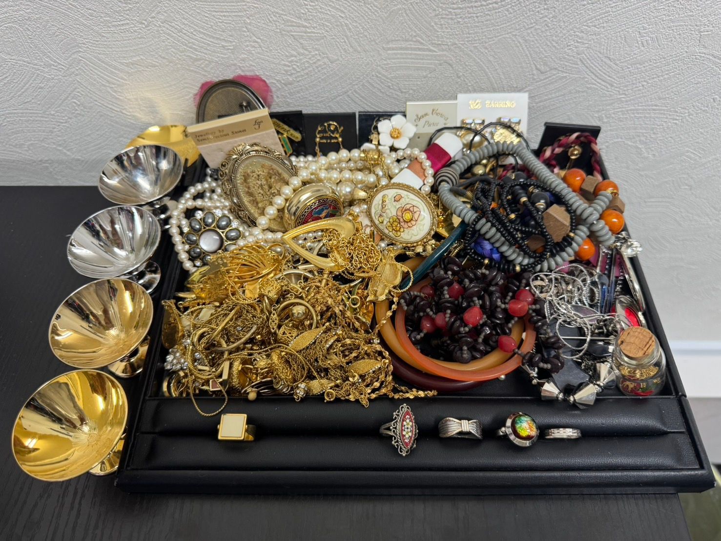 遺品整理 未選別品 大量アクセサリー 程度良好 送料込み