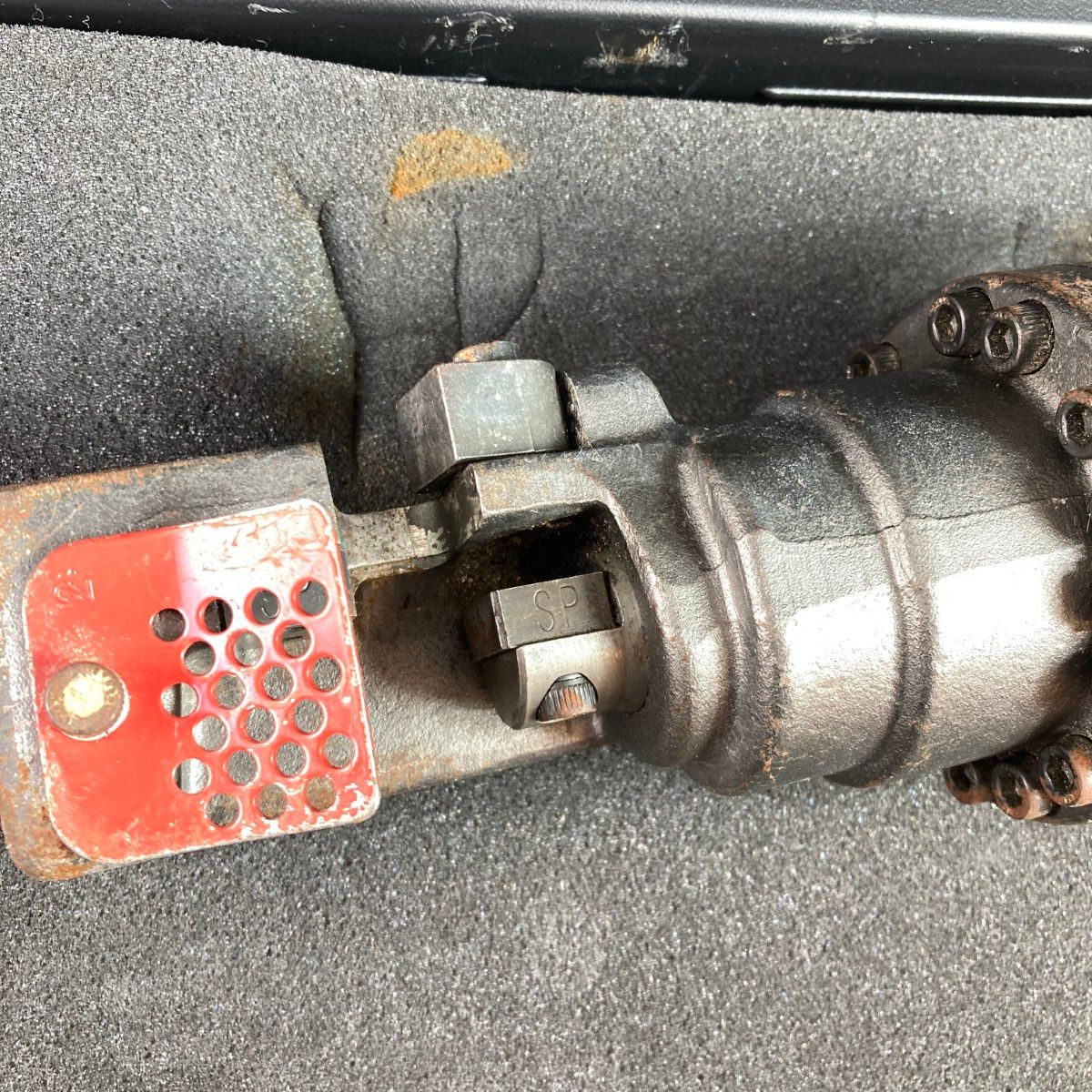 18V 充電式鉄筋カッタ