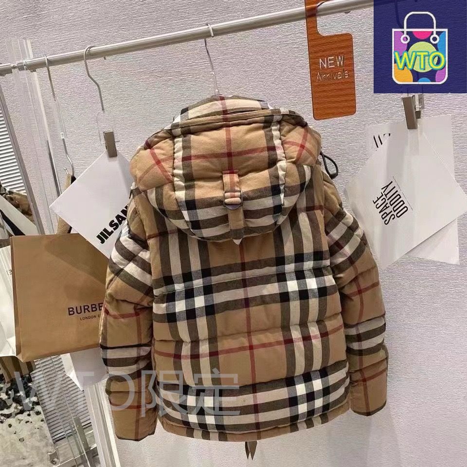 美品未使用 BURBERRY オールドバーバリー ダウンケット ペイズリーピンク 未使用】BURBERRY (バーバリー)ダウンジャケット|本日限定