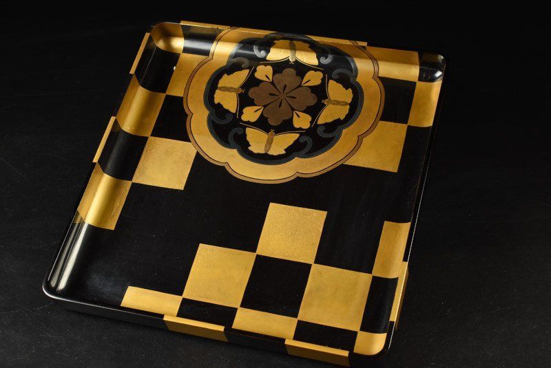 蔵A3600a 時代 蒔絵花蝶市松文 四方盆 廣蓋