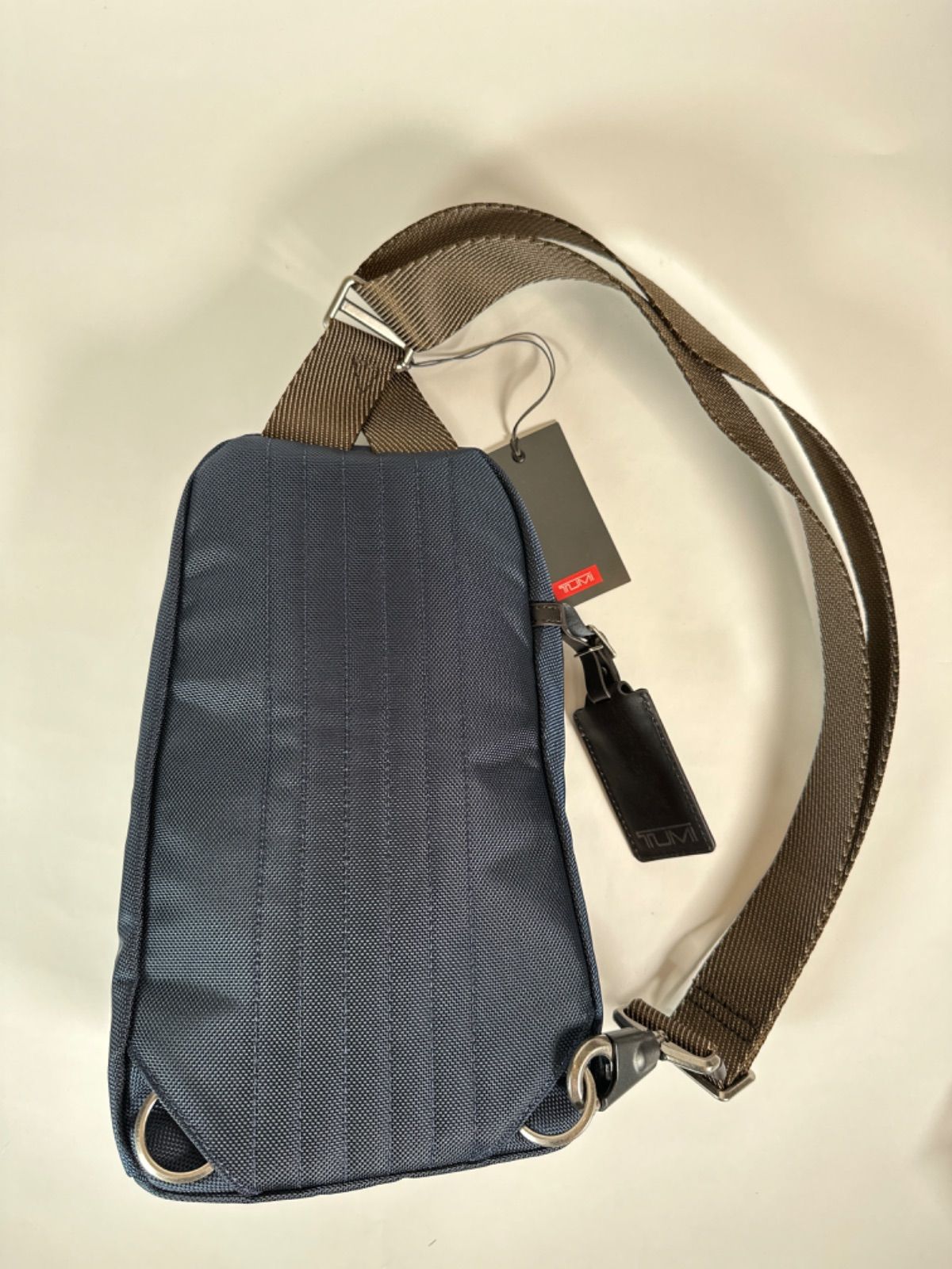 新品未使用】TUMI 131509-1596 FIFE SLIM SLING BAG NAVY O/S 