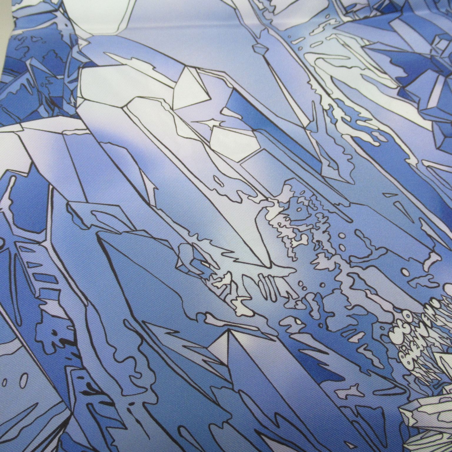 エルメス カレ90《ラ・ヴァレ・ドゥ・クリスタル》2023AW スカーフ