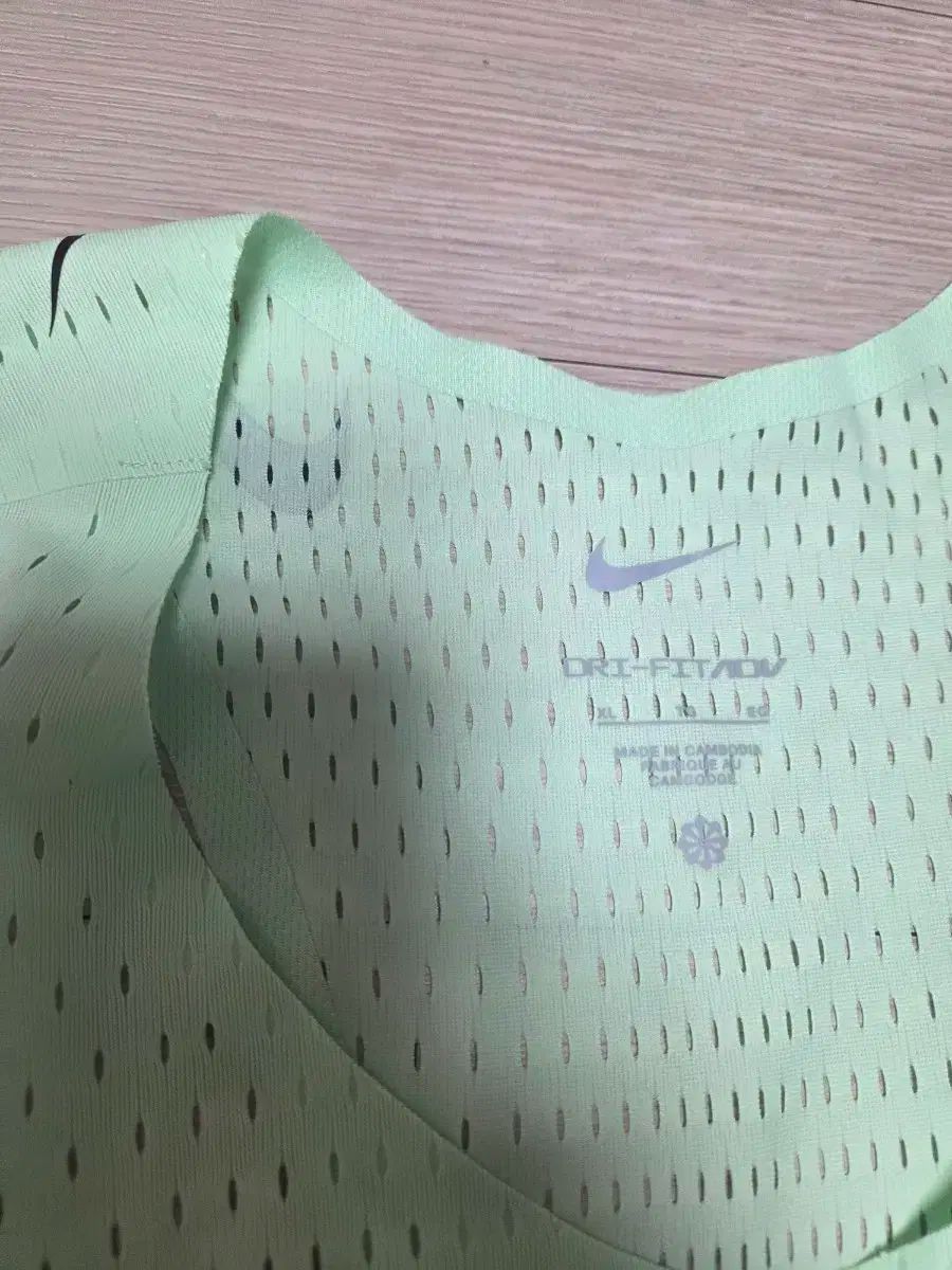 ナイキ エアロスイフト シングレット XL