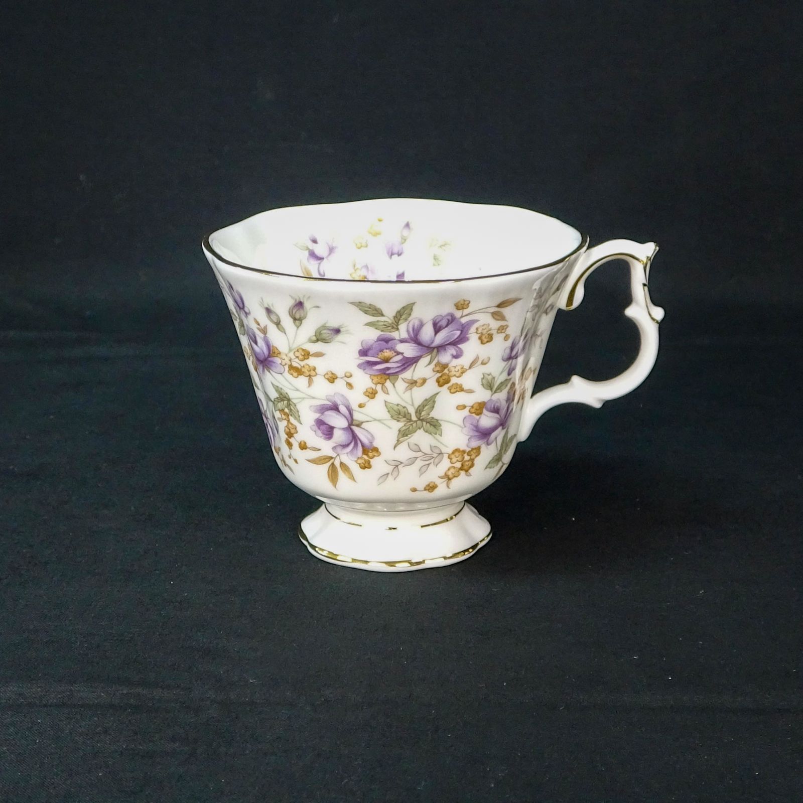 Royal Albert ロイヤルアルバート カップ・ソーサー カップ Royal Albert ロイヤルアルバート カップ・ソーサー カップ