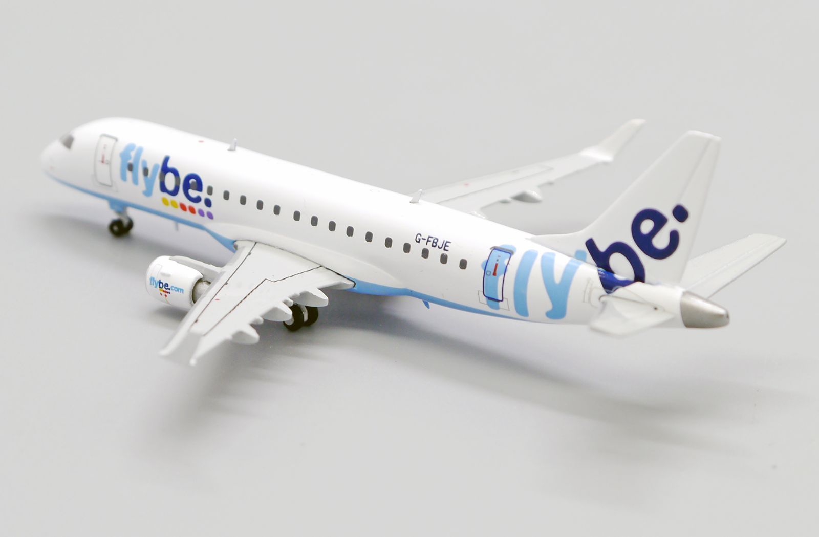 フライビー ERJ-170-200STD